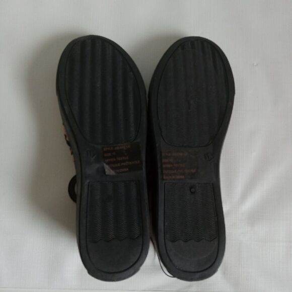 Taxi Jolene Brown and Black Leopard Pattern Tight Knit Canvas Sneaker Women's 11 - Picture 8 of 12